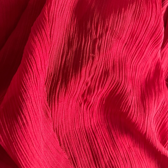 Smart Set red flowy dress - Picture 11 of 12